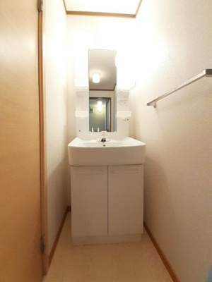 【洗面所】 | ケレス | スペースが確保できる洗面所です