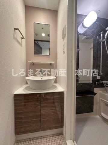 MELDIA CREST TAPP NAMBA-WESTの洗面所