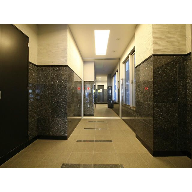 プレール・ドゥーク板橋本町Ⅲのエントランス