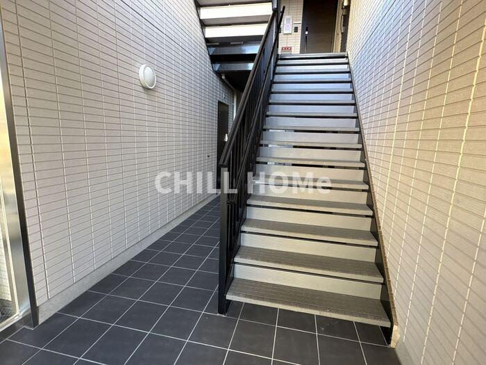 コンフォート下小鳥のエントランス|前橋、高崎、伊勢崎、まとめてご紹介可能♪ぜひ、当社、チルホームのHPもご覧ください♪