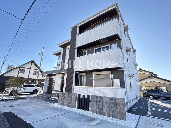 コンフォート下小鳥のエントランス|前橋、高崎、伊勢崎、まとめてご紹介可能♪ぜひ、当社、チルホームのHPもご覧ください♪