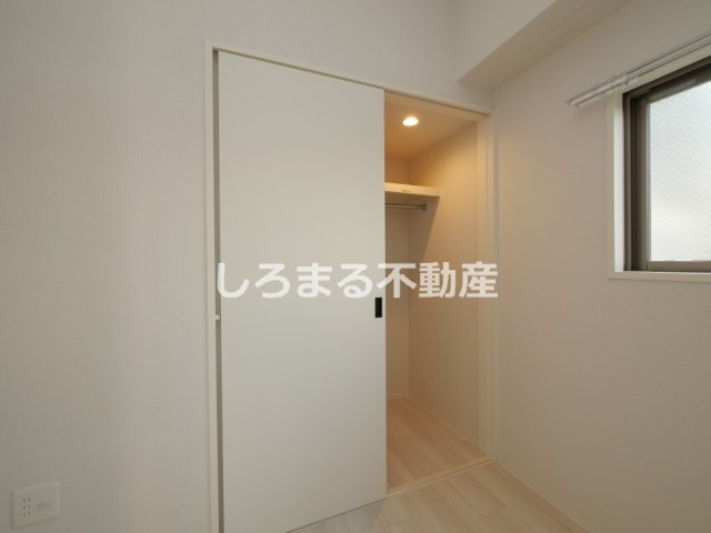 コンフォリア・リヴ大阪本町の収納