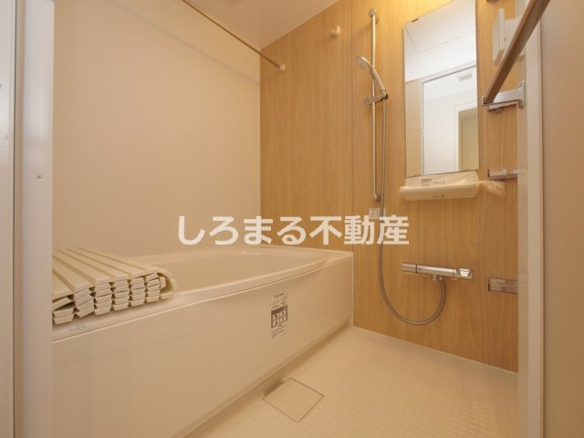 コンフォリア・リヴ大阪本町の浴室