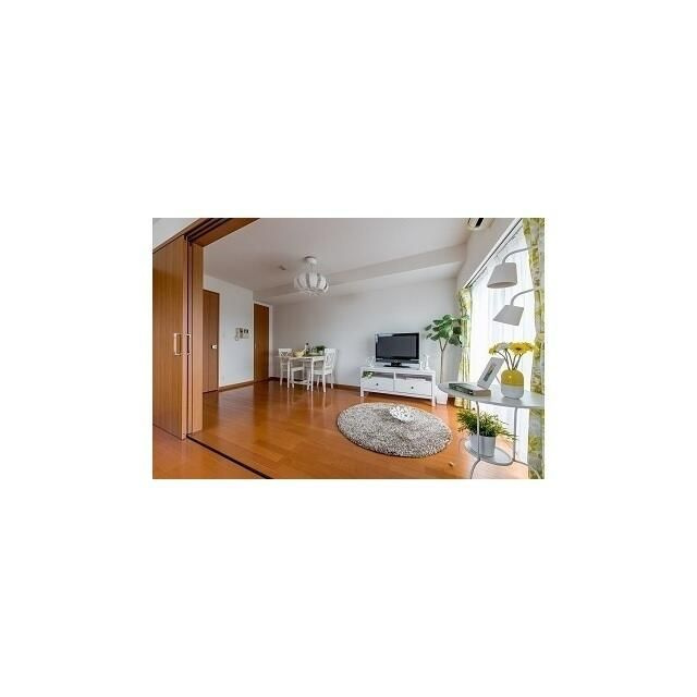 リバーレ池袋の居間・リビング