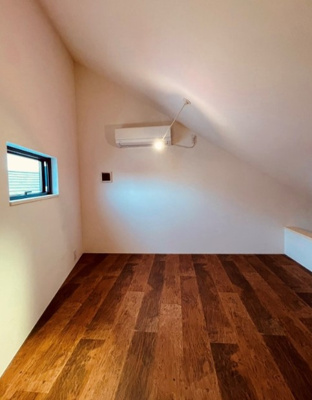 【洋室】 | 鵜の木戸建