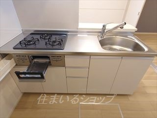 安芸高田市吉田町常友のアパートのキッチン|浄水器一体型シャワー水栓