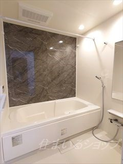 安芸高田市吉田町常友のアパートの浴室|追い焚き・浴室暖房乾燥機あり