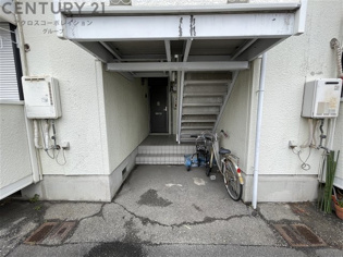 ルミエール中山のエントランス