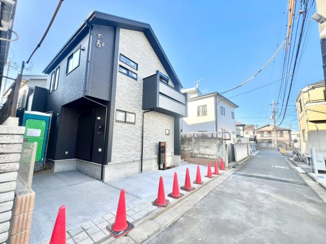 練馬区谷原6丁目　新築戸建の外観|2026.01.25撮影

現地ご見学希望・資料請求などお気軽にお問い合わせ下さい！
03-5990-5201