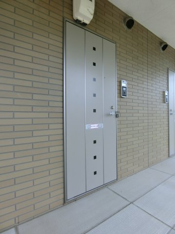 グランドゥール浜垣　Ｂの玄関|イメージB205号室の写真（反転あり）