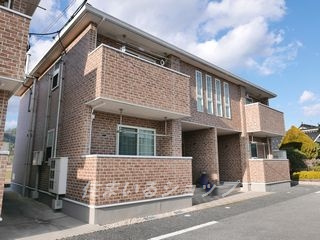 安芸高田市吉田町山手のアパート