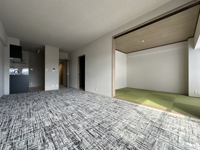 朝霧パーク・ホームズの居間・リビング