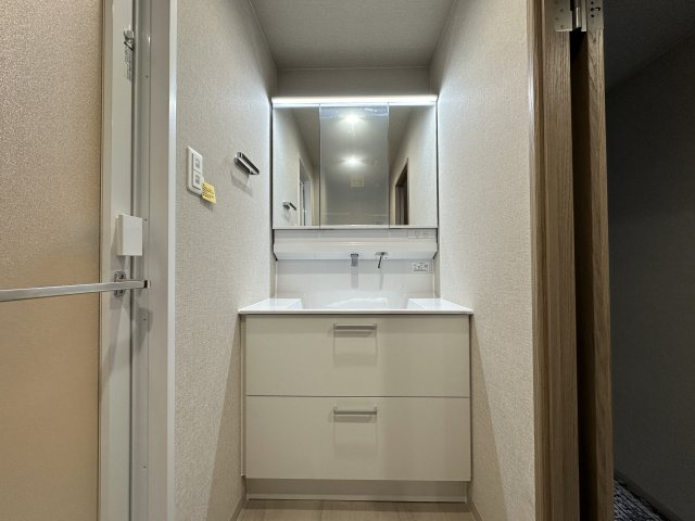 朝霧パーク・ホームズの独立洗面台