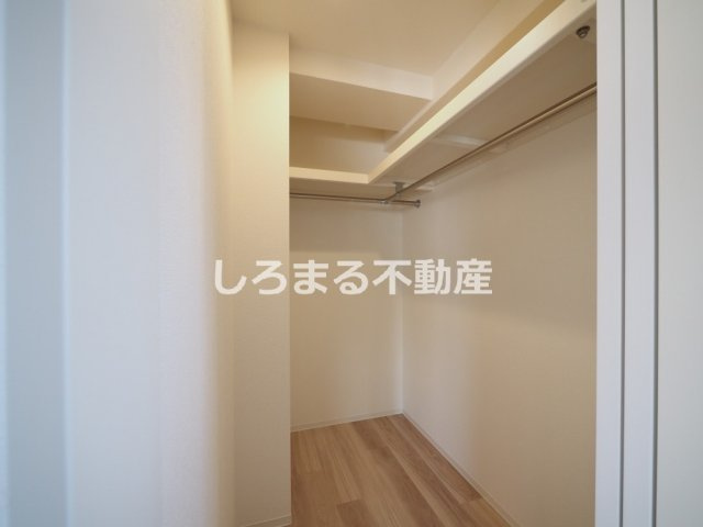 セレニテフラン谷町四丁目の収納