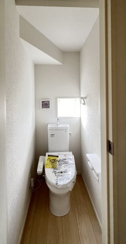 橿原市土橋町第４　全1棟のトイレ|温水洗浄便座付きトイレ