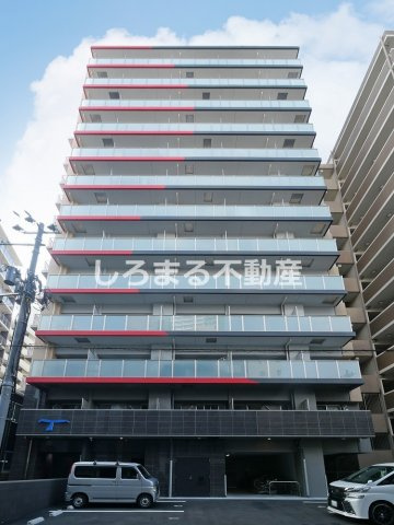 セレニテ南堀江エクラの外観