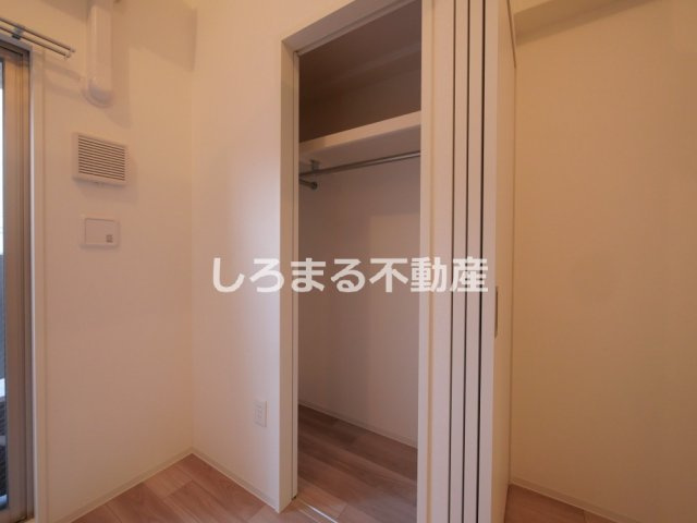 セレニテ南堀江エクラの収納