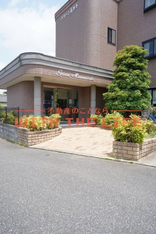 グリーン花水木II【キャッシュバック対象物件】のエントランス|清潔なエントランスです