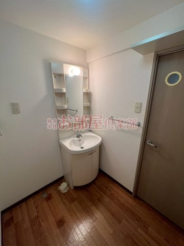 サンフラワー津福の洗面所|スペースが確保できる洗面所です