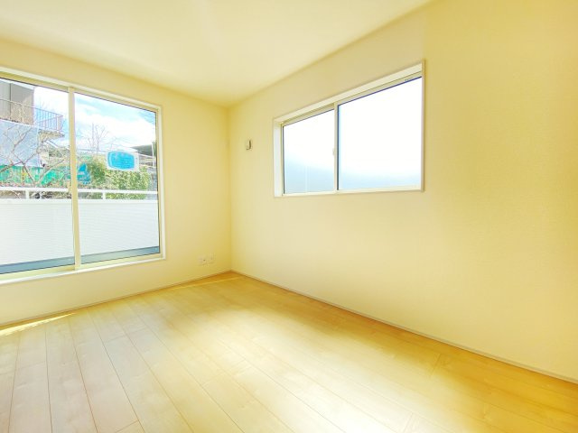 『八王子市新築戸建て』八王子市寺田町13-23【仲介手数料無料】　２期の洋室|～仲介手数料無料☆八王子ひなた不動産～八王子市寺田町　新築戸建て