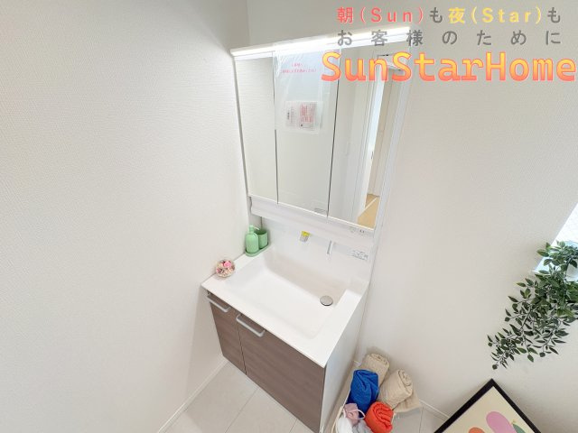 【サンスターホーム】青梅市新町4丁目　高性能新築戸建A号棟の独立洗面台