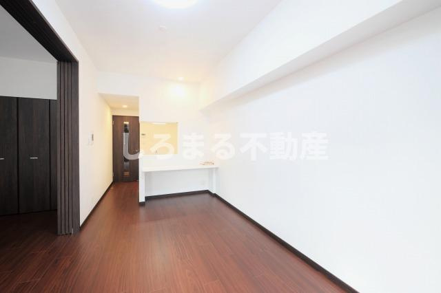 LaDouceur天満の居間・リビング