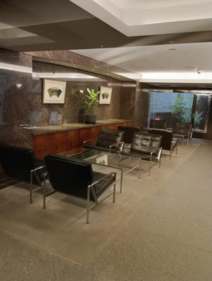 【ロビー】 | ロイヤルハウス都立大