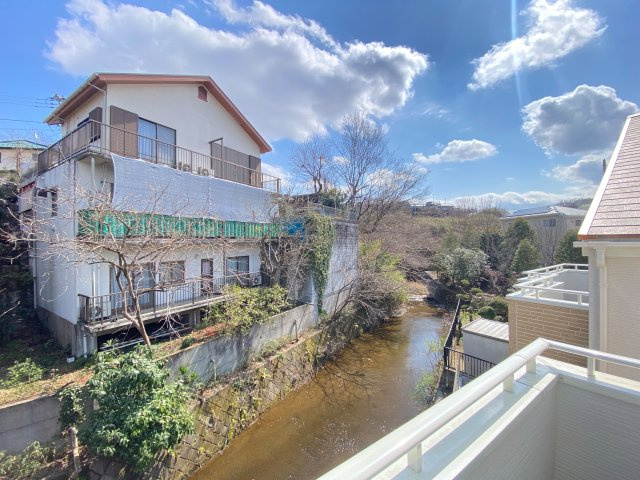 祝　成約済み　八王子市　寺田町　新築戸建て　２期の展望|～仲介手数料無料☆八王子ひなた不動産～八王子市寺田町　新築戸建て