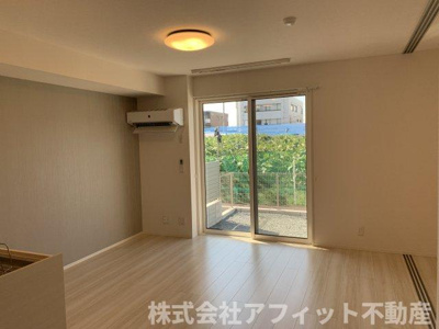 【居間・リビング】 | メゾン ド ミュゼ | LDK12.1帖