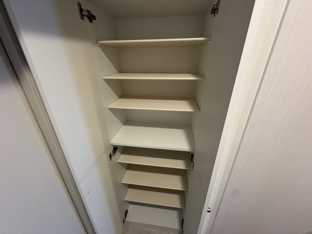 HⅡ西明石の収納