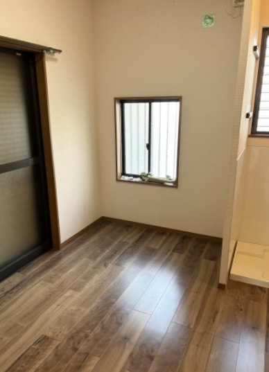 住吉宮町5丁目貸家の居間・リビング