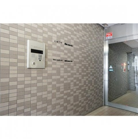 YAYOI COURTのセキュリティ|オートロック完備のエントランス♪