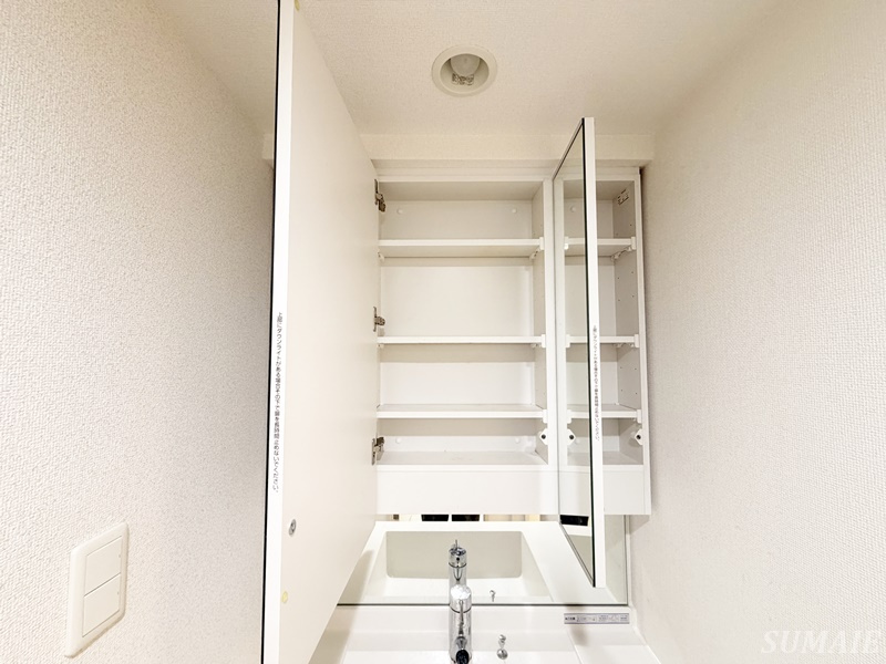 フュージョナル王子ＲＩＣＯＴＴの収納|鏡裏収納です☆