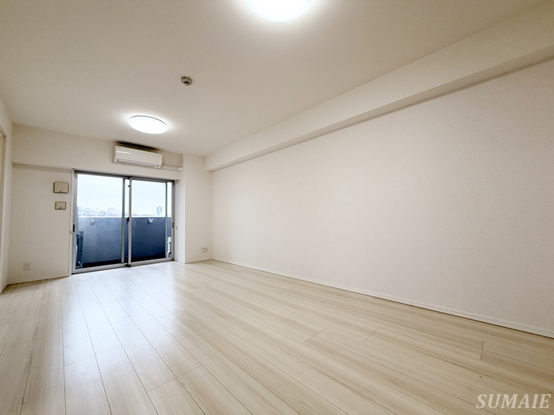 フュージョナル王子ＲＩＣＯＴＴの居間・リビング|14.6帖のリビングです☆