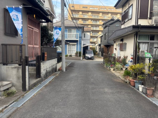 【前面道路含む現地写真】 | 再生住宅　横浜市戸塚区戸塚町 | 前面道路