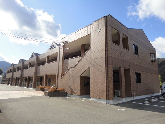 ＥＡＳＴ　１３５．２２