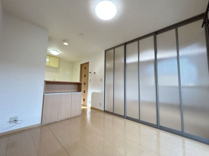 ローズコートⅡの居間・リビング