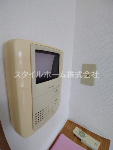 サンフィオーレ中郷のセキュリティ|別部屋写真です。