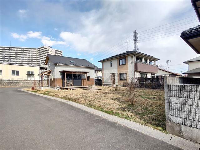 【前面道路含む現地写真】の画像
