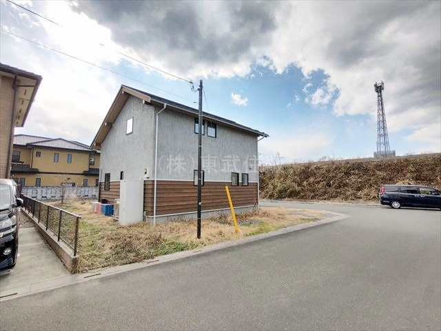 【前面道路含む現地写真】 | 小川町小川 | 前面道路広く、駐車も楽々です
