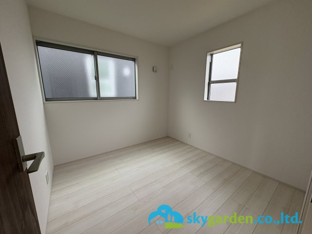 茅ヶ崎市萩園第2　新築戸建　全3棟2号棟の子供部屋|お子さんのお部屋にいかがでしょうか