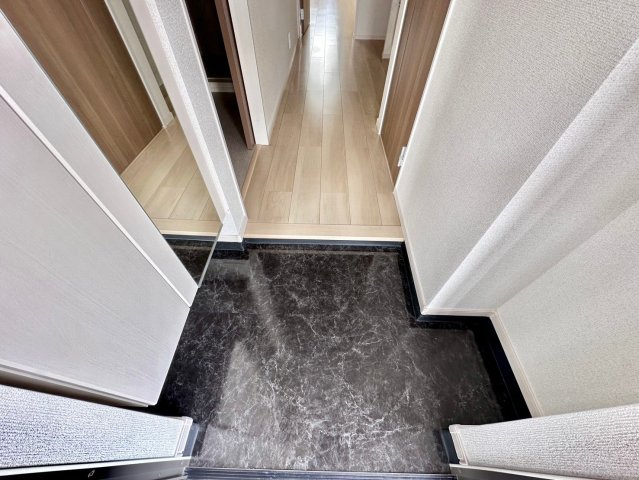 アリュールの玄関