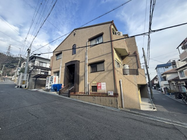 岡本ビラ