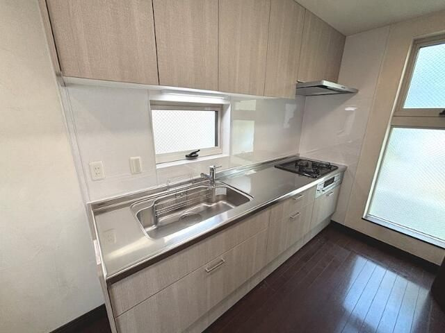 柿の木坂一丁目戸建のキッチン