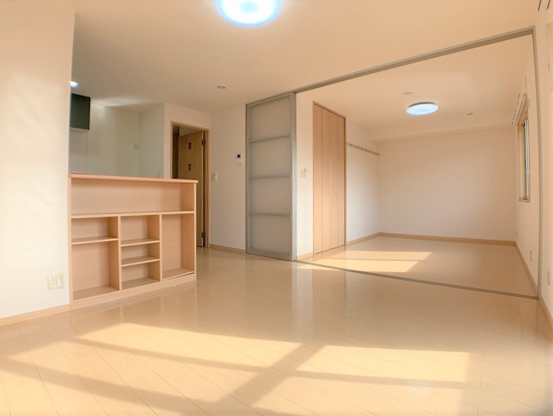 リビングタウン南仙北Bの居間・リビング