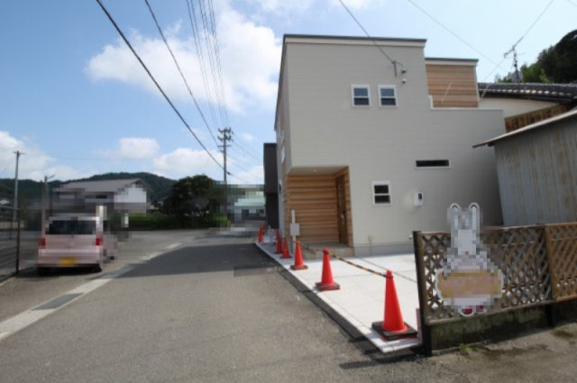 大津甲　　新築戸建　1号地　（全2区画）の前面道路含む現地写真|東側　幅5.2ｍ　接面　13.2ｍ