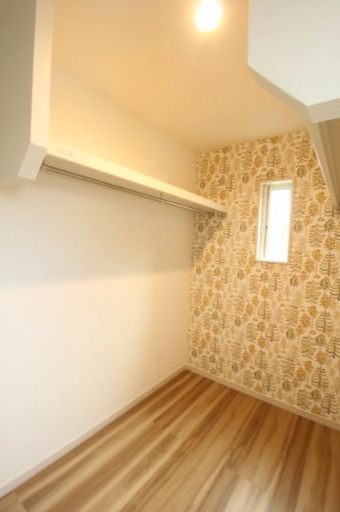 大津甲　　新築戸建　1号地　（全2区画）の収納|2Ｆ　3.0帖　南西の部屋　7.2帖