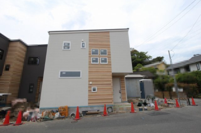 大津甲　　新築戸建　1号地　（全2区画）の外観|建築中　1号棟　建物面積　93.57㎡　（約28.30坪）