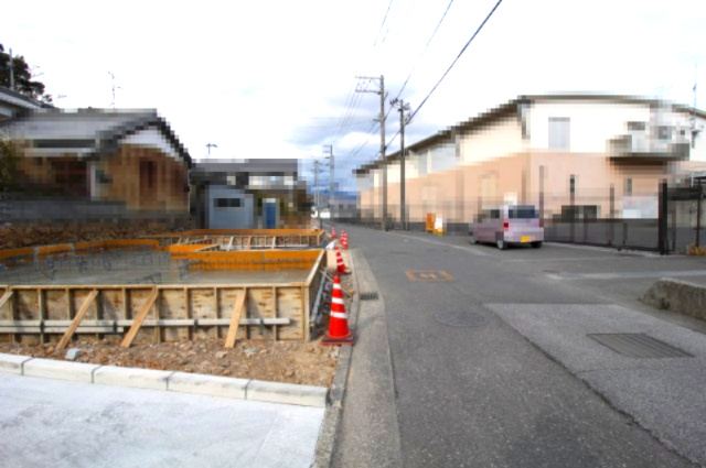 大津甲　　新築戸建　1号地　（全2区画）の前面道路含む現地写真|東側　幅5.2ｍ　接面　13.2ｍ
