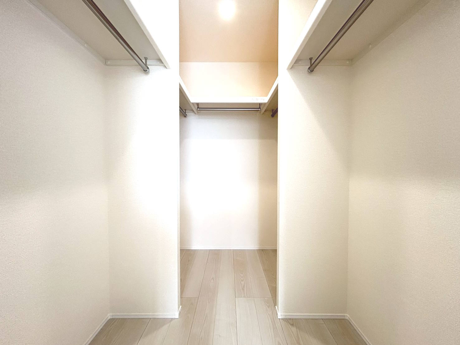 リーブルガーデン　一宮市萩原町第19　全3区画分譲の収納|ウォークインクローゼットです。